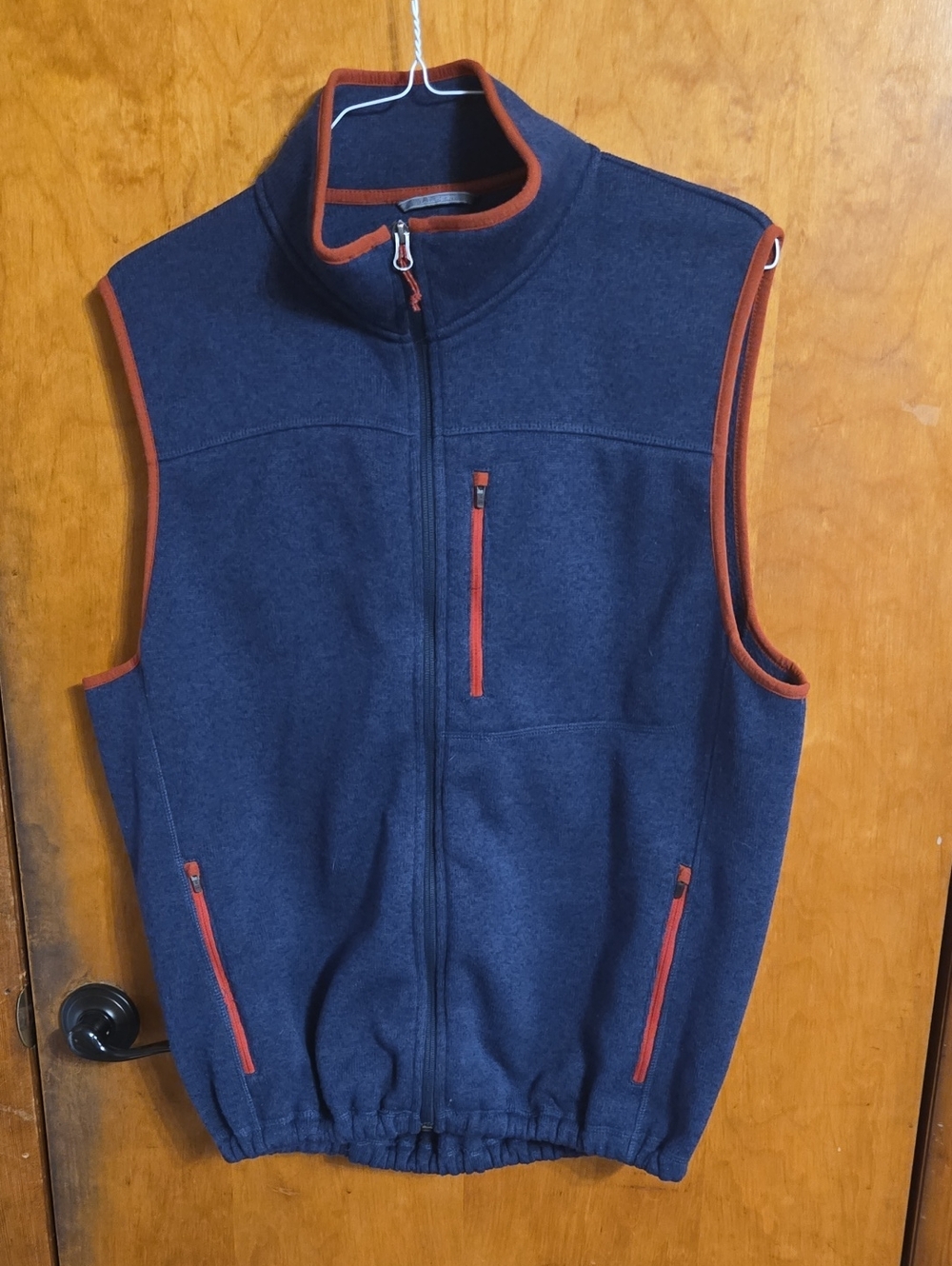 Men’s L.L. Bean vest